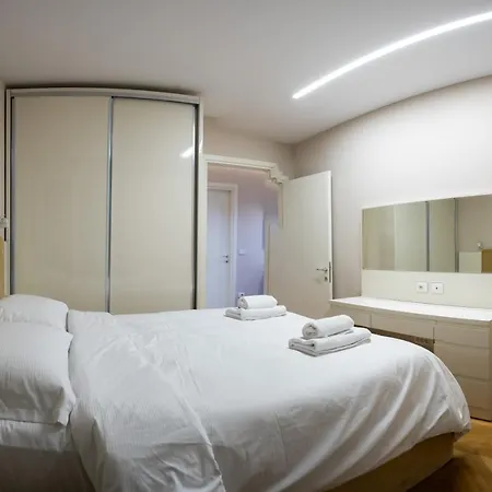 Center Sav Bellevue Apartamento