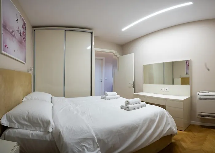 Center Sav Bellevue Apartamento